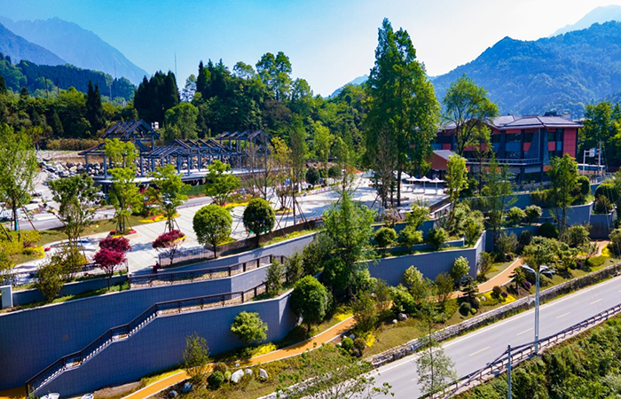 入口廣場全景1.jpg